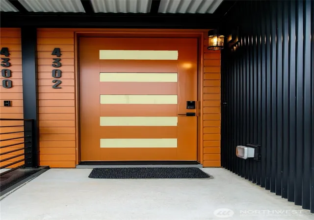 Photo 3 of Townhouse for sale at 4302 S Holden St, Seattle, WA 98118 | MLS# NWM2582547 | Listing updated on 2026-09-25
