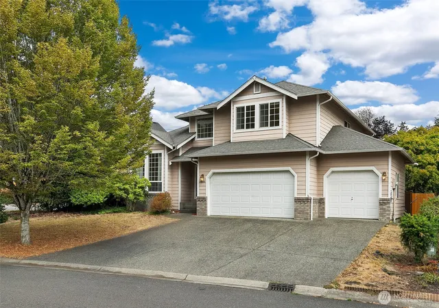 Photo 2 of Single family home for sale at 38060 38th Avenue S, Auburn, WA 98001 | MLS# NWM2582548 | Listing updated on 2026-09-22