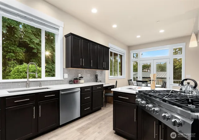 Photo 3 of Single family home for sale at 16125 Se 44th Way, Bellevue, WA 98006 | MLS# NWM2582561 | Listing updated on 2026-09-23