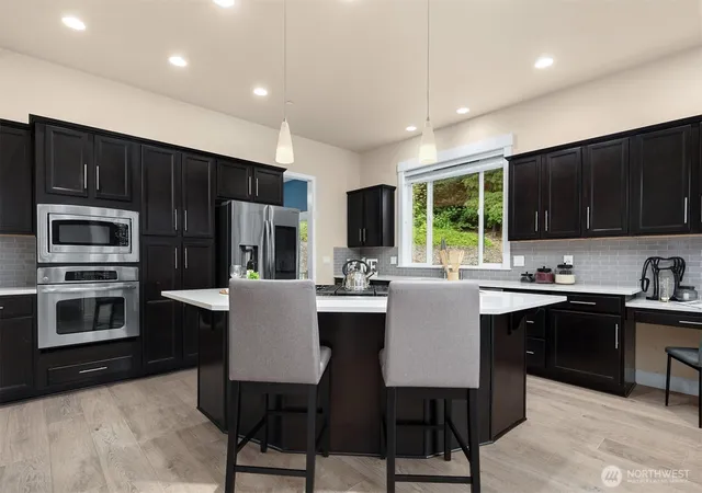 Photo 3 of Single family home for sale at 16125 SE 44th Way, Bellevue, WA 98006 | MLS# NWM2582561 | Listing updated on 2026-09-23