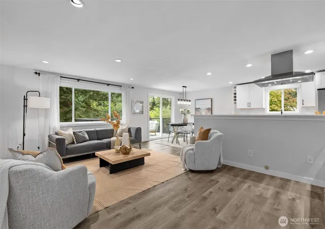 Photo 4 of Single family home for sale at 2605 Camas Ave NE, Renton, WA 98056 | MLS# NWM2582566 | Listing updated on 2026-10-02