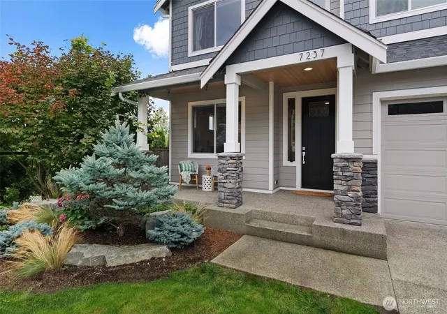 Photo 2 of Contingent at 7237 Sanford Ave, Gig Harbor, WA 98335 | MLS# NWM2582574 | Listing updated on 2026-10-01