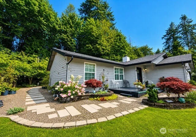 Photo 4 of Single family home for sale at 8839 Shady Forest Pl NE, Bremerton, WA 98311 | MLS# NWM2582579 | Listing updated on 2026-09-30