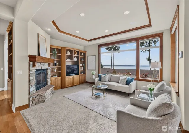 Photo 3 of Single family home for sale at 6652 Waterton Cir, Mukilteo, WA 98275 | MLS# NWM2582583 | Listing updated on 2026-09-30