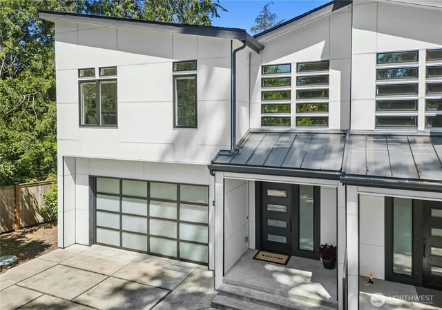 Photo 2 of Townhouse for sale at 17840 10th Avenue Nw, Shoreline, WA 98177 | MLS# NWM2582587 | Listing updated on 2026-09-26