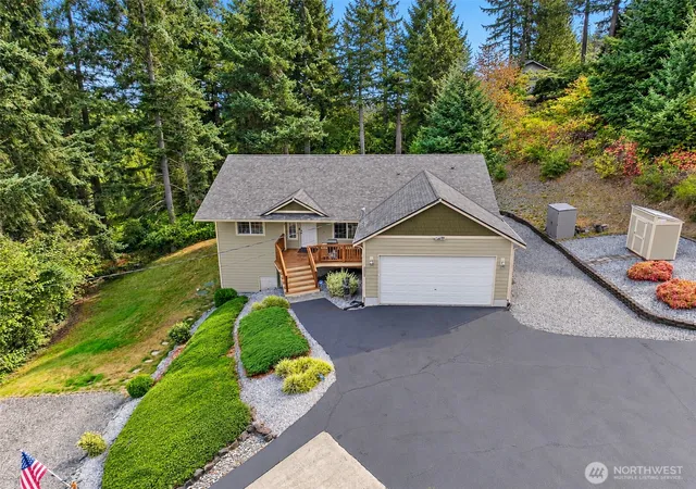 Photo 1 of Sale Pending at 2607 Brookdale Rd E, Tacoma, WA 98445 | MLS# NWM2582591 | Listing updated on 2026-09-25