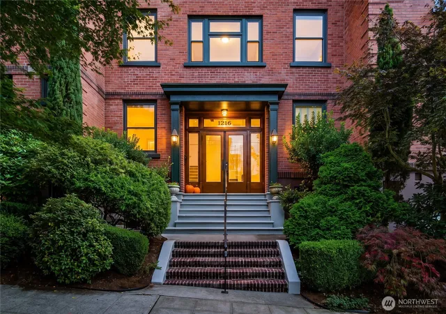 Condo for sale at 1216 1st Avenue W #103, Seattle, WA 98119 | MLS# NWM2582601
