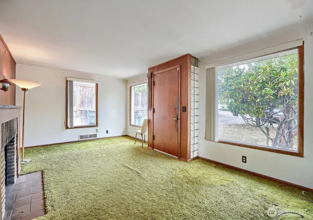 Photo 2 of Sale Pending at 4329 S Webster St, Seattle, WA 98118 | MLS# NWM2582607 | Listing updated on 2026-09-24