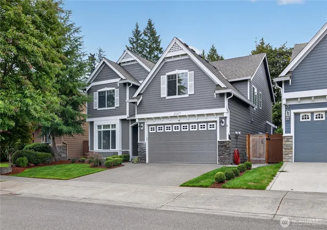 Photo 2 of Single family home for sale at 21217 Se 260th Street, Maple Valley, WA 98038 | MLS# NWM2582622 | Listing updated on 2026-09-29