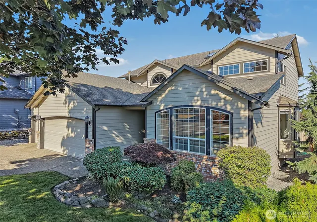 Photo 2 of Single family home for sale at 5119 Nathan Loop Se, Auburn, WA 98092 | MLS# NWM2582626 | Listing updated on 2026-09-29