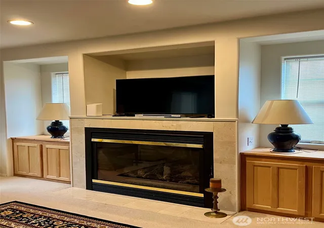 Photo 2 of Single family home for sale at 611 11th Street, Blaine, WA 98230 | MLS# NWM2582629 | Listing updated on 2026-10-02