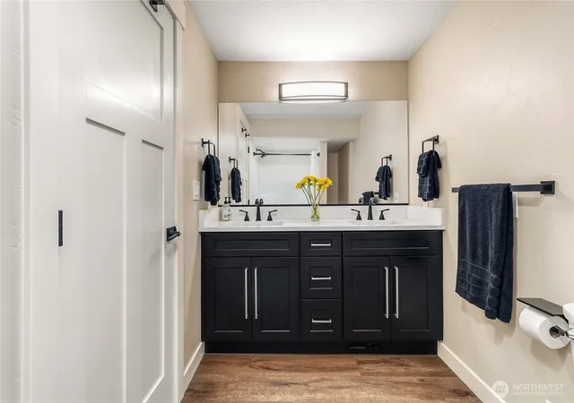 Photo 4 of Single family home for sale at 1111 Rooster Rd, Walla Walla, WA 99362 | MLS# NWM2582630 | Listing updated on 2026-09-17