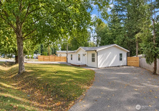 Manufactured home for sale at 3673 Galiano Dr, Ferndale, WA 98248 | MLS# NWM2582640