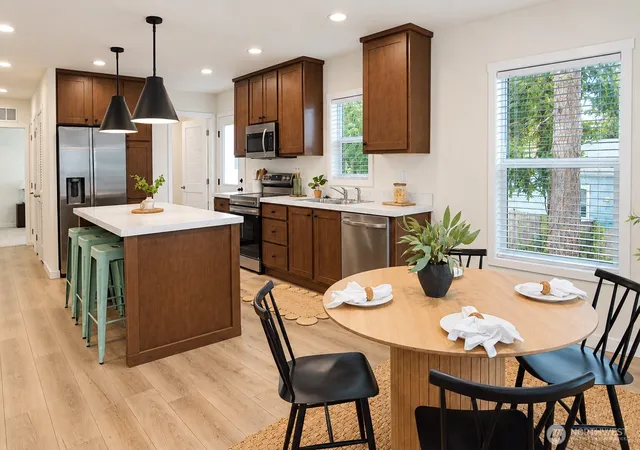 Photo 2 of Manufactured home for sale at 3673 Galiano Dr, Ferndale, WA 98248 | MLS# NWM2582640 | Listing updated on 2026-09-30