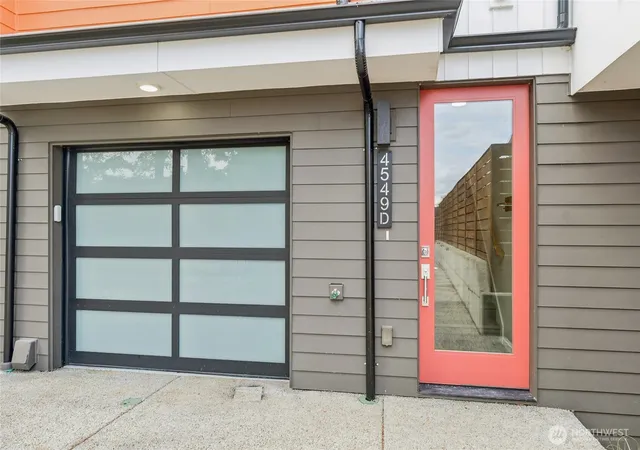 Photo 3 of Townhouse for sale at 4549 Renton St S #D, Seattle, WA 98108 | MLS# NWM2582645 | Listing updated on 2026-09-30