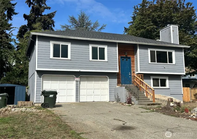 Photo 3 of Sale Pending at 26901 35th Avenue S, Kent, WA 98032 | MLS# NWM2582657 | Listing updated on 2026-09-23