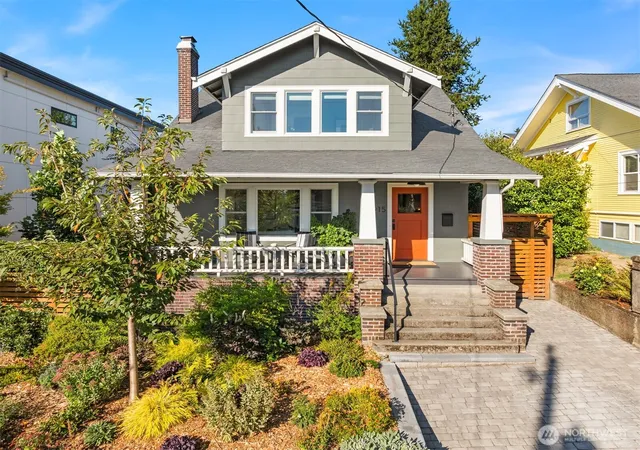 Photo 1 of Sale Pending at 3915 Sunnyside Ave N, Seattle, WA 98103 | MLS# NWM2582667 | Listing updated on 2026-09-22