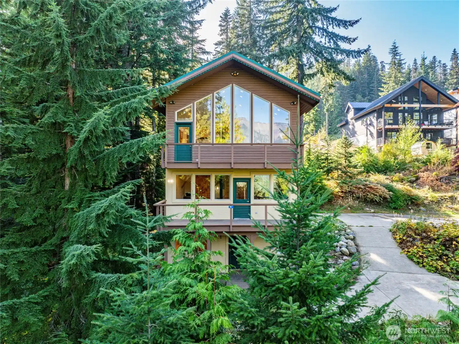 Single family home for sale at 921 Snoqualmie Dr, Snoqualmie Pass, WA 98068 | MLS# NWM2582668