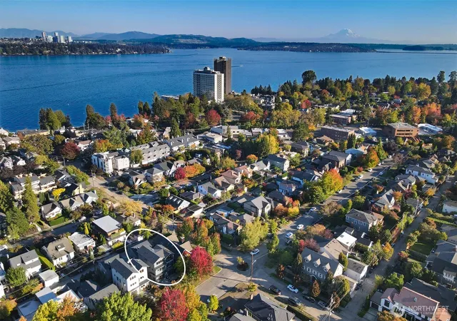 Photo 2 of Single family home for sale at 2004 Mcgilvra Blvd E, Seattle, WA 98112 | MLS# NWM2582669 | Listing updated on 2026-10-07