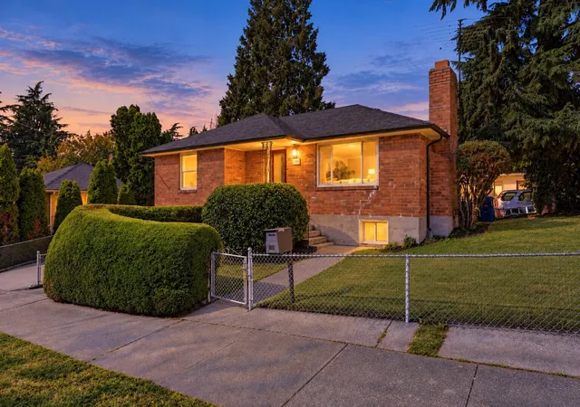 Single family home for sale at 1210 S Lucile St, Seattle, WA 98108 | MLS# NWM2582678