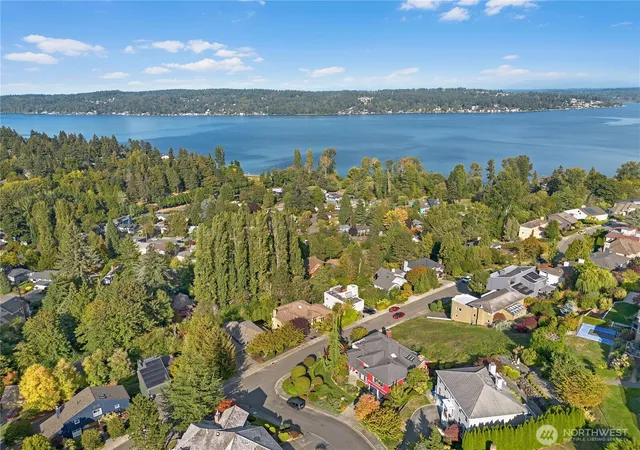 Photo 40 of Sale Pending at 4618 NE 89th Street, Seattle, WA 98115 | MLS# NWM2582687 | Listing updated on 2026-10-17
