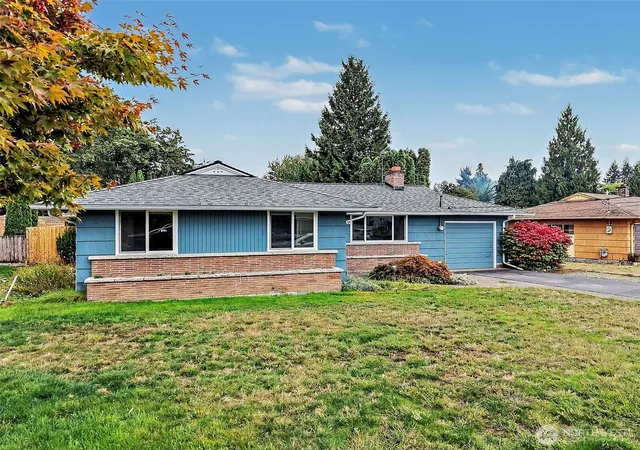 Photo 3 of Single family home for sale at 1310 24th Street Se, Auburn, WA 98002 | MLS# NWM2582696 | Listing updated on 2026-09-28