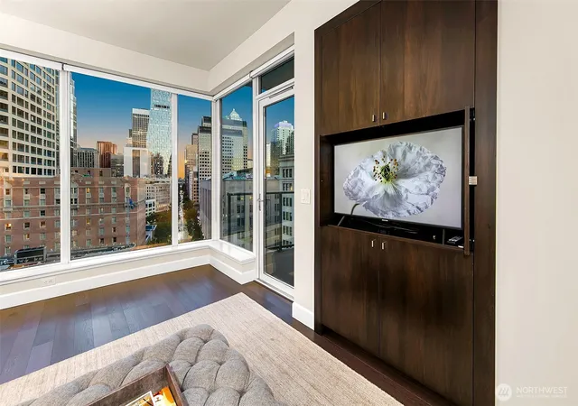 Photo 2 of Condo for sale at 1920 4th Avenue #1106, Seattle, WA 98101 | MLS# NWM2582700 | Listing updated on 2026-10-11