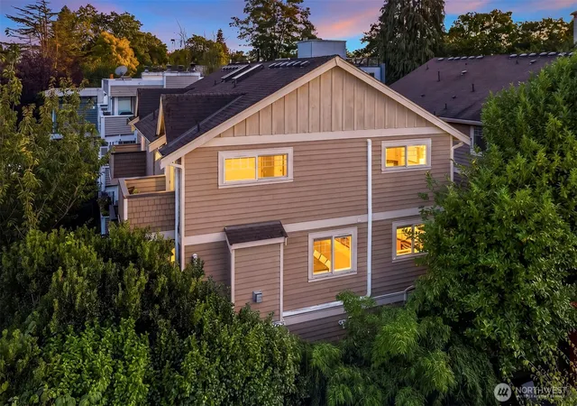 Photo 2 of Townhouse for sale at 2112 Warren Ave N #B, Seattle, WA 98109 | MLS# NWM2582703 | Listing updated on 2026-10-01