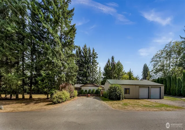 Photo 1 of Single family home for sale at 6086 Dragonfly Ln, Lynden, WA 98264 | MLS# NWM2582706 | Listing updated on 2026-10-01