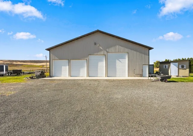 Photo 3 of Single family home for sale at 16641 Upper Badger Pocket Rd, Ellensburg, WA 98926 | MLS# NWM2582742 | Listing updated on 2026-10-21