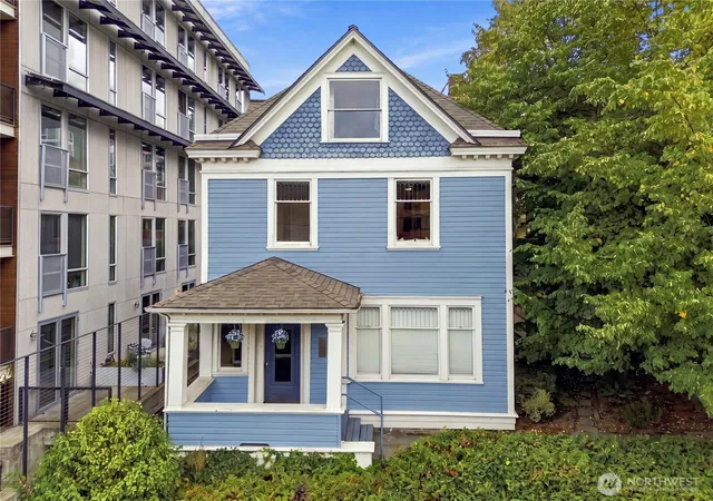 Photo 2 of Condo for sale at 1424 Belmont Ave #262, Seattle, WA 98122 | MLS# NWM2582745 | Listing updated on 2026-10-01