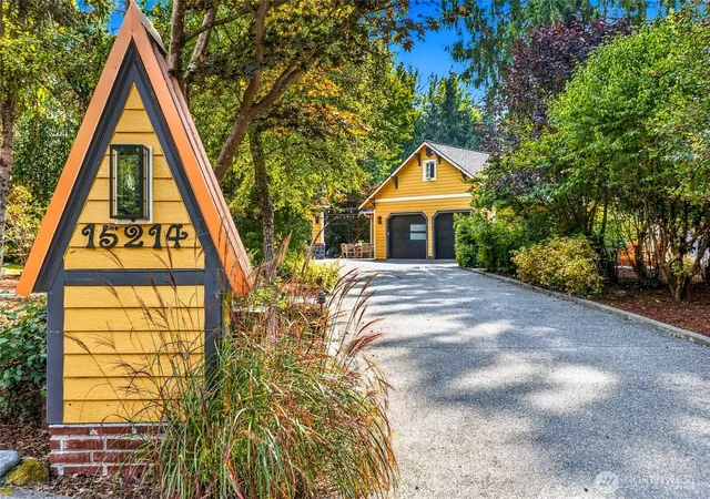 Photo 3 of Sale Pending at 15214 228th Street Se, Snohomish, WA 98296 | MLS# NWM2582747 | Listing updated on 2026-09-22