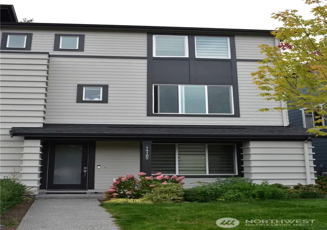 Photo 3 of Single family home for sale at 14105 272nd Place NE, Duvall, WA 98019 | MLS# NWM2582749 | Listing updated on 2026-09-23