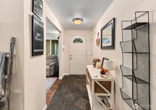 Photo 4 of Sale Pending at 4905 93rd Avenue W, University Place, WA 98467 | MLS# NWM2582757 | Listing updated on 2026-10-01