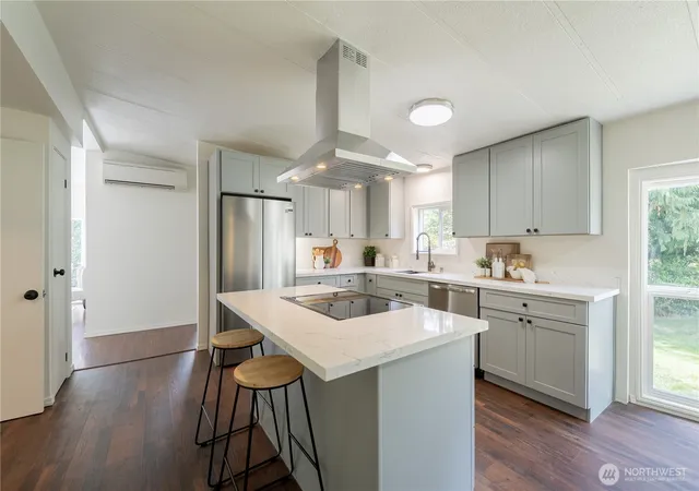 Photo 4 of Manufactured home for sale at 31412 54th Avenue NW, Stanwood, WA 98292 | MLS# NWM2582761 | Listing updated on 2026-09-30