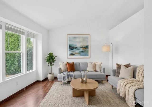 Photo 3 of Sale Pending at 1341 SW 348th Street, Federal Way, WA 98023 | MLS# NWM2582764 | Listing updated on 2026-09-30