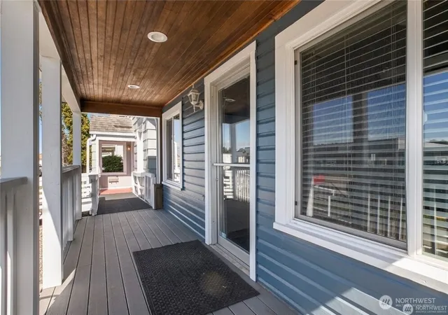 Photo 2 of Sale Pending at 623 W Market St, Aberdeen, WA 98520 | MLS# NWM2582774 | Listing updated on 2026-09-23