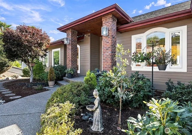 Photo 3 of Single family home for sale at 12005 102nd Avenue Ct NW, Gig Harbor, WA 98329 | MLS# NWM2582785 | Listing updated on 2026-10-13