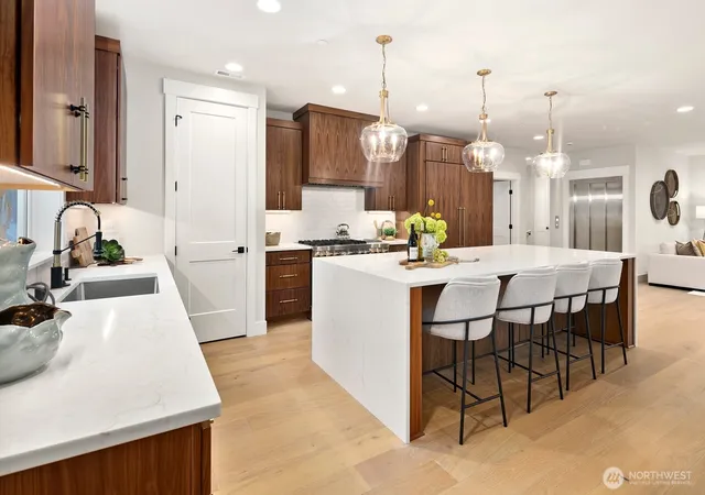 Photo 3 of Single family home for sale at 807 130th Avenue Ne, Bellevue, WA 98005 | MLS# NWM2582786 | Listing updated on 2026-10-01
