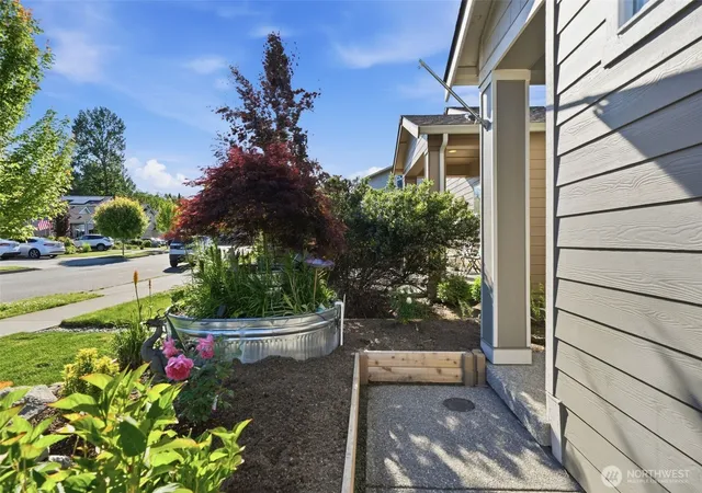 Photo 3 of Single family home for sale at 32525 Marguerite Ln, Sultan, WA 98294 | MLS# NWM2582790 | Listing updated on 2026-09-28