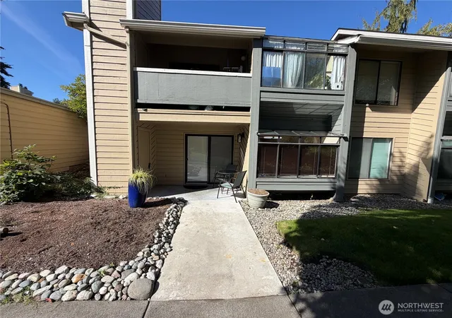 Photo 3 of Condo for sale at 4820 200th Street SW #B101, Lynnwood, WA 98036 | MLS# NWM2582794 | Listing updated on 2026-10-02