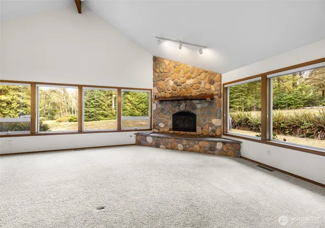 Photo 3 of Single family home for sale at 32468 Lady Bug Ln, Sedro Woolley, WA 98284 | MLS# NWM2582797 | Listing updated on 2026-09-18