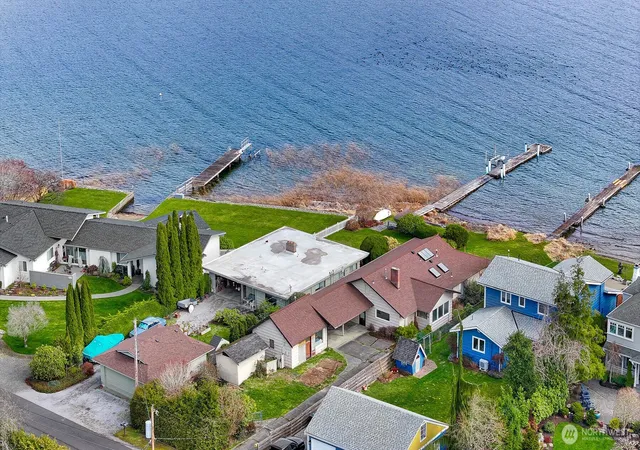 Photo 3 of Single family home for sale at 1538 Fairview St, Bellingham, WA 98229 | MLS# NWM2582798 | Listing updated on 2026-09-25