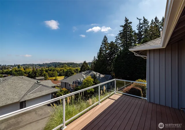 Photo 3 of Condo for sale at 3903 Ridge Top, Anacortes, WA 98221 | MLS# NWM2582822 | Listing updated on 2026-10-01