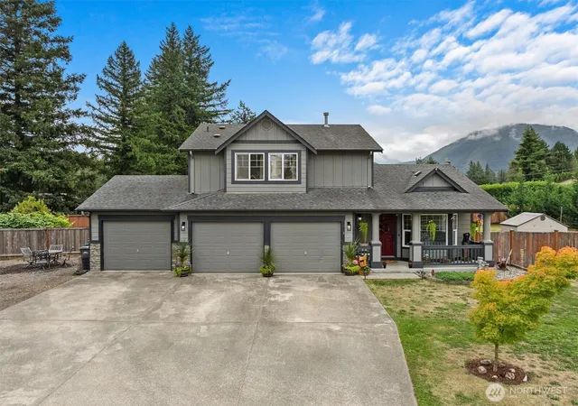 Photo 3 of Sale Pending at 501 Stickney Mountain Pl, Gold Bar, WA 98251 | MLS# NWM2582826 | Listing updated on 2026-09-30
