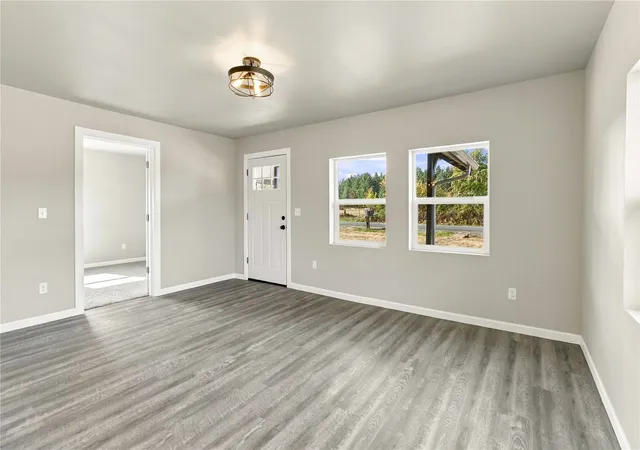 Photo 3 of Single family home for sale at 229 Keasling Rd, Chehalis, WA 98532 | MLS# NWM2582833 | Listing updated on 2026-10-18