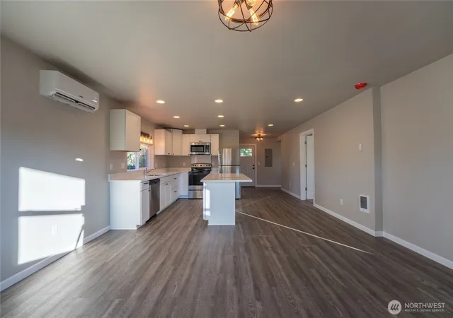 Photo 3 of Single family home for sale at 229 Keasling Rd, Chehalis, WA 98532 | MLS# NWM2582833 | Listing updated on 2026-09-28