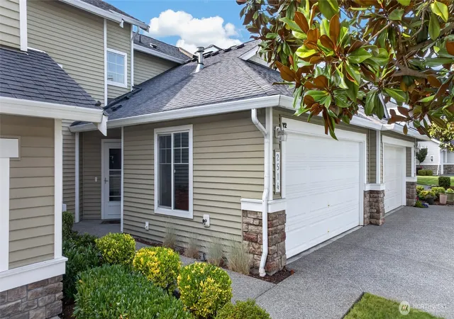 Photo 1 of Condo for sale at 2514 85th Drive Ne #Y2, Lake Stevens, WA 98258 | MLS# NWM2582849 | Listing updated on 2026-10-01
