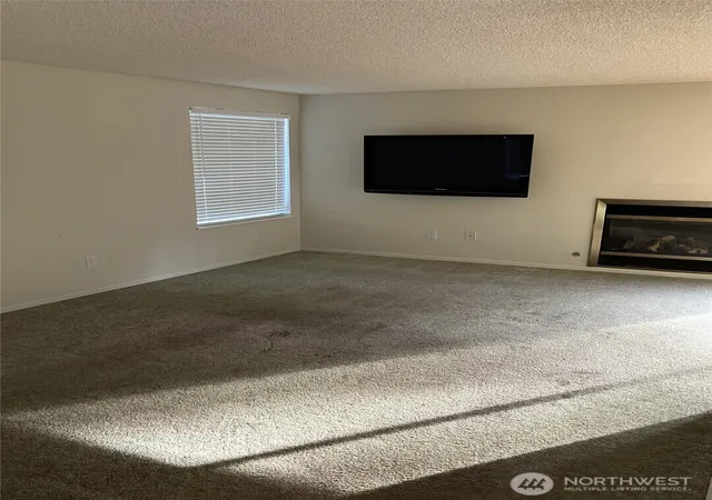 Photo 3 of Condo for sale at 2629 Firwood Ln #130, Mount Vernon, WA 98273 | MLS# NWM2582869 | Listing updated on 2026-09-23