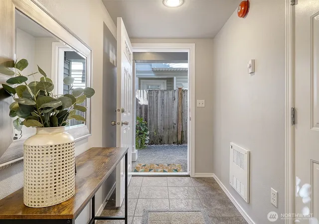 Photo 3 of Townhouse for sale at 8529 Midvale Ave N #C, Seattle, WA 98103 | MLS# NWM2582873 | Listing updated on 2026-09-29